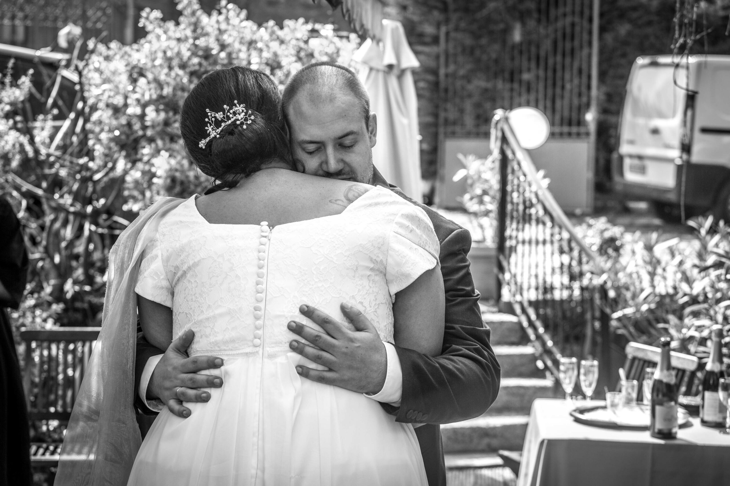 Moment d’émotion pendant la cérémonie de mariage